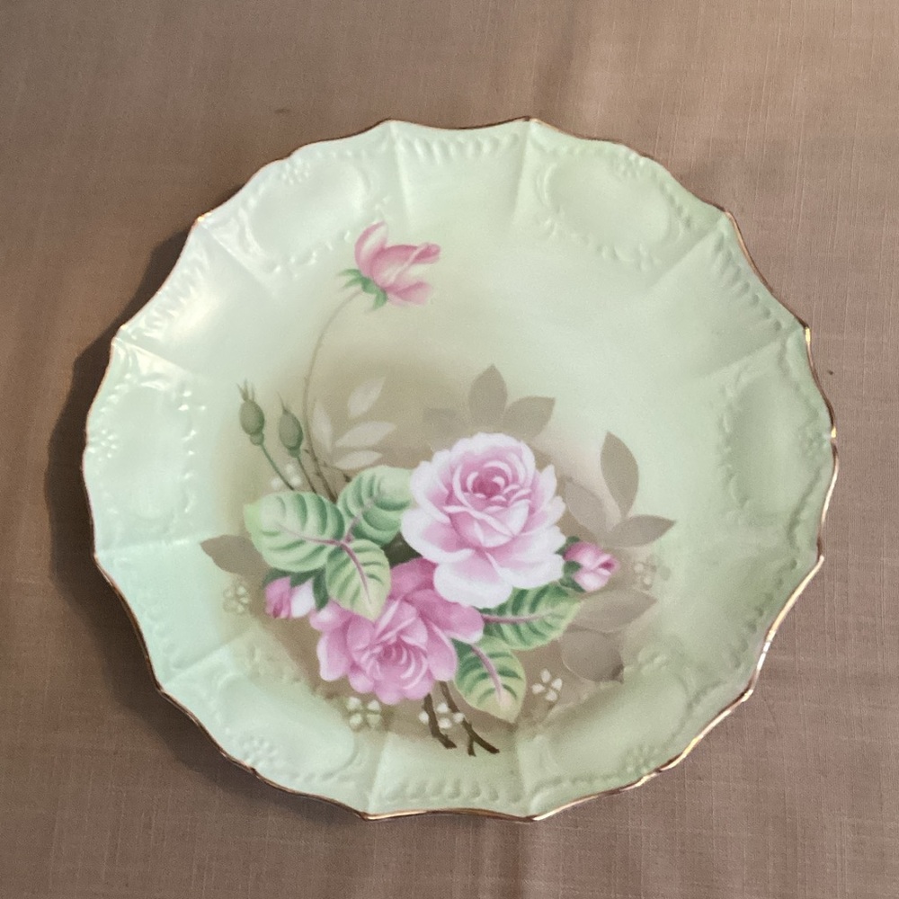 Vintage Floral Cake Plate with Pink and Green Design